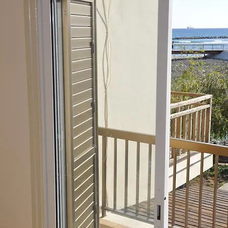 Beach House *