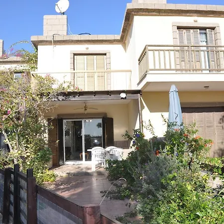 بيت للعطل Beach House *